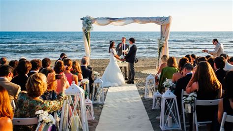 Foto stock, immagini e grafica di matrimonio in spiaggia. matrimonio in spiaggia Versilia al tramonto, matrimonio in ...