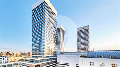 Mundsburg Office Tower Moderne Büros Mit Traumhaftem Ausblick Zu Mieten
