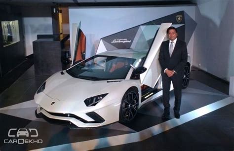Lamborghini Aventador S Launched At Rs 501 Crore