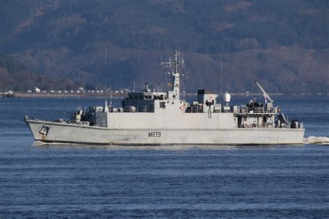 Hms Bangor M109 Hms Bangor M109 A Sandown Class Minehun Flickr