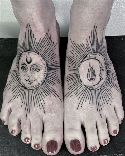 22 Foot Tattoos For Women In 2022 Foot Tattoos For Women Foot