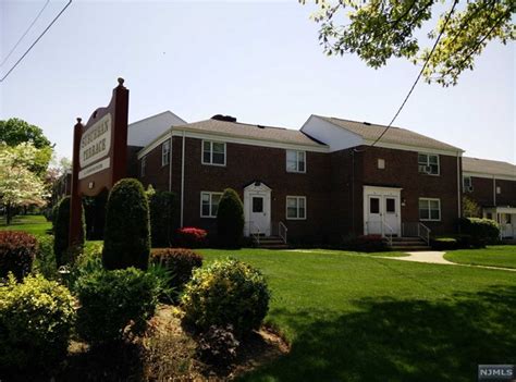 Hackensack is a suburb of new york city with a population of 44,339. Sold: 483 Colonial Terrace, #14, Hackensack, NJ 07601 | 1 ...