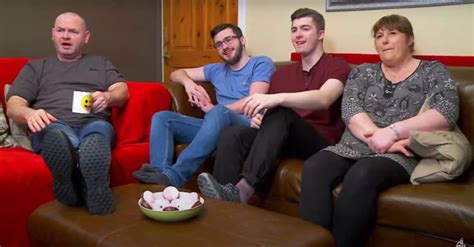 Gogglebox Fans Uneasy With Malones Unhygienic Habit