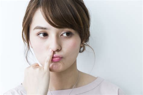 鼻がかゆいスピリチュアル意味!鼻の頭・内側や中・ムズムズなど