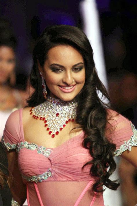 Picture Of Sonakshi Sinha