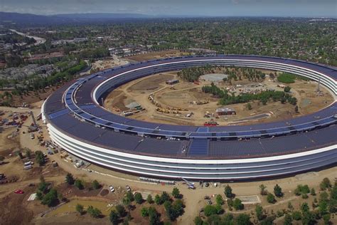 New Apple Park Drone Footage Shows Headquarters Final Touches Curbed Sf