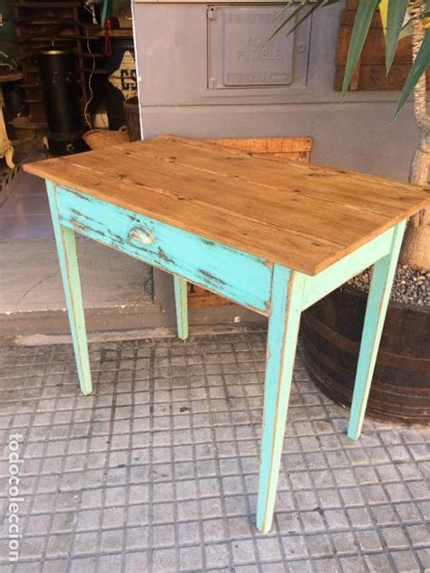 En el comedor o la cocina, la mesa y las sillas, no pueden faltar. Antigua mesa de cocina de madera de pino recupe - Vendido ...
