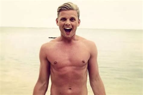 Jeff Brazier Semi Naked Pictures On Australian Beach Holiday Mirror Online