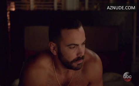 Conrad Ricamora Matthew Risch Sexy Scene In How To Get Away With