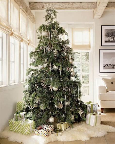 The same applies for atmospheric christmas lights outside on the streets or inside our cozy home. 10 luxury christmas trees you will want to see | The Most ...