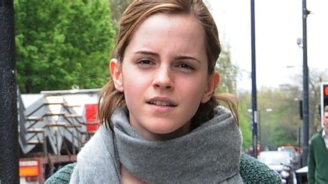 Aktuelle freund von emma stone. Natürlich: Emma Watson zeigt sich ungeschminkt | Promiflash.de