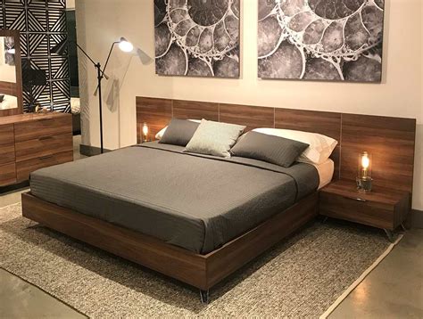 Italian Walnut Bed Vg 998 Contemporary Bedroom