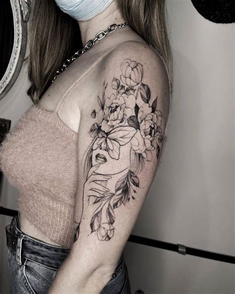 Details More Than 76 Fine Line Tattoo Style Best Thtantai2
