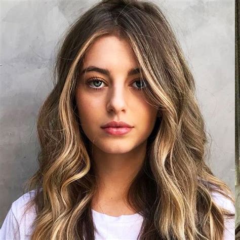 As they say, ombre is here to stay! here, kim kardashian is flattering her looks with copper blonde highlights on top. 20 Best Brown Hair With Highlights Ideas for 2019 - Summer ...