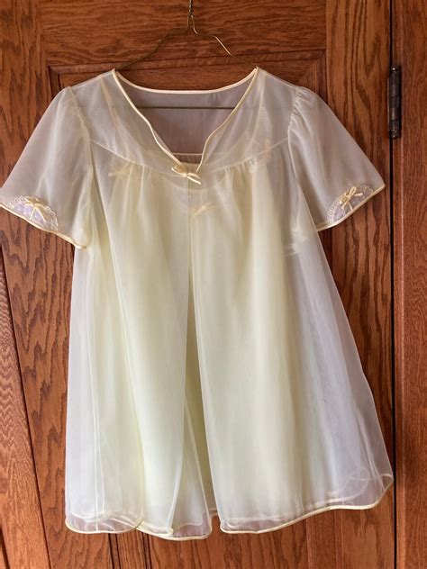 Vintage Hollywood Vassarette Size Medium Nightgown Robe Etsy