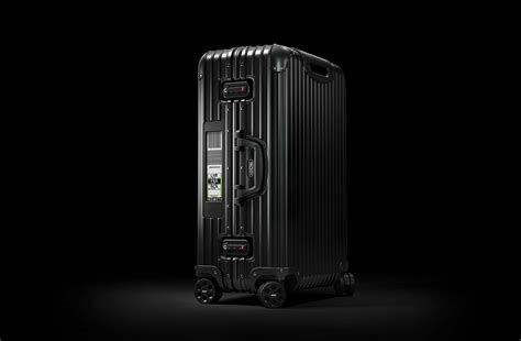 Rimowa Electronic Tag Smart Suitcase With Digital Baggage Tag Award