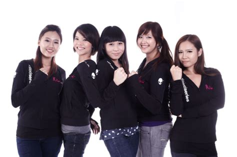 Team is reformed after its former players were dropped from ehome's malaysia squad. SteelSeries Sponsors All-Women DOTA 2 Team - HardwareZone ...