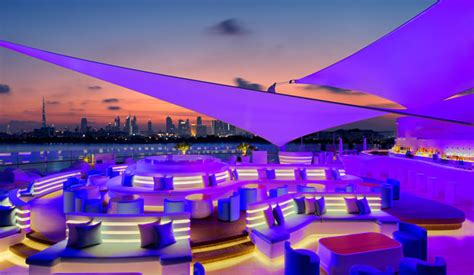 From sky gardens it takes roughly six minutes to drive to dubai mall, 20 minutes to palm jumeirah, 18 minutes overall it's a very nice tower with very high standards of quality. Five of Dubai's best rooftop bars - What's On