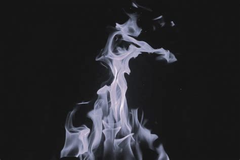 #فری_فایر #freefire #free_fire #freefirelogo #garena #freefire image by rrhmani534. How to Make White Fire