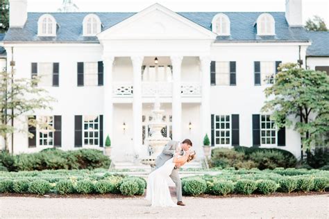 Light And Airy Wedding Photography At Keswick Vineyards In Virginia