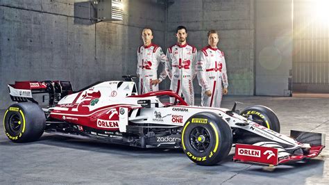 2021 Alfa Romeo F1 Racing Reveal Of C41 Räikkönen Giovinazzi Kubica