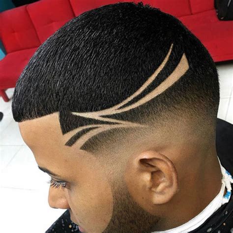 From young boys to adults, people are going for the haircuts that make them look incredible. 21 Shape Up Haircut Styles | Men's Hairstyles + Haircuts 2020