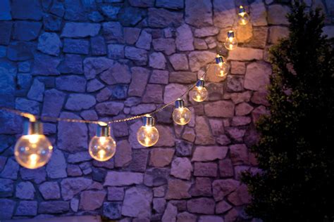 Guirlande lumineuse Solaire à LED design ampoule classique 380cm