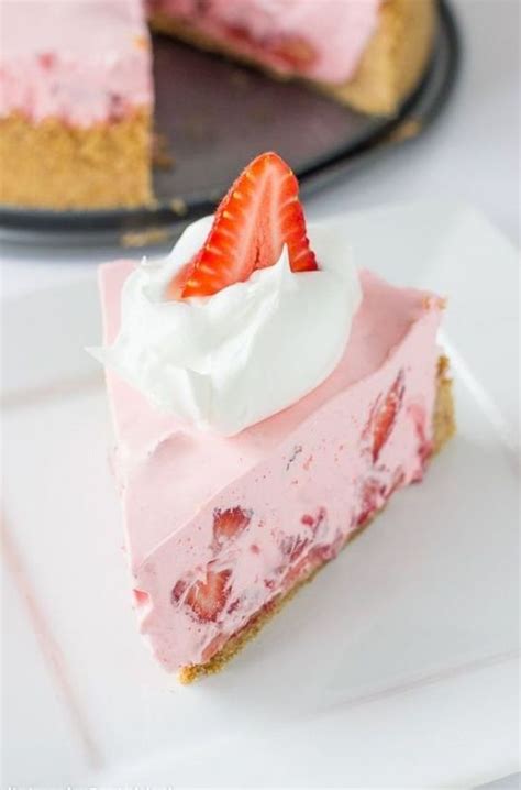 no bake strawberry and cream pie strawberry cream pie recipe strawberry recipes desserts