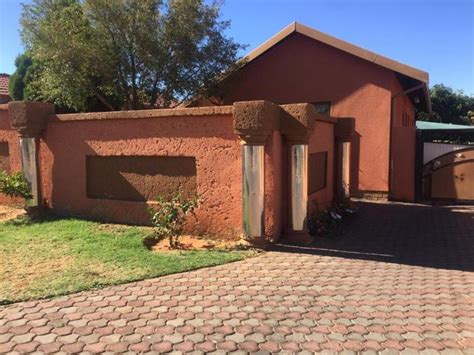 Rent a whole home for your next weekend or holiday. 3 Bedroom House to rent in Tlhabane West