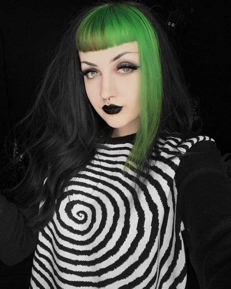 Colorful Hair Posts Tagged Horrorhailey Gothic Hairstyles Fringe