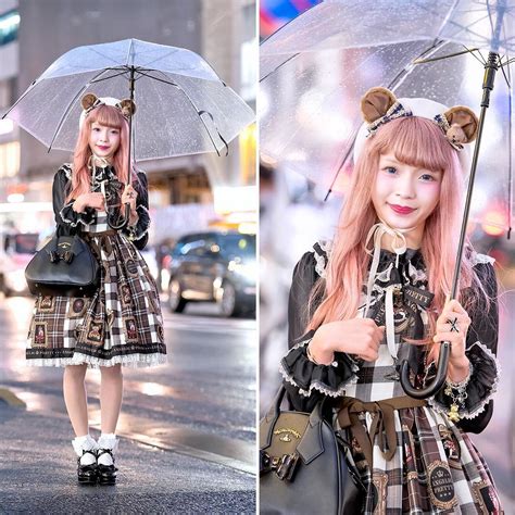 Tokyo Fashion Eri On The Street In Harajuku On A Rainy Night With An