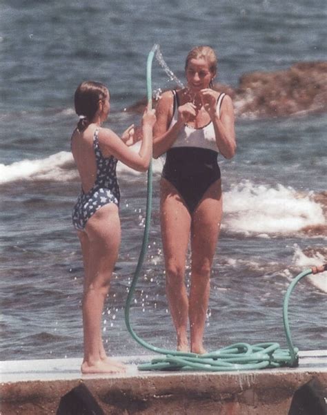 In diesen tagen gibt es nicht nur ärger um das grab von prinz friso. Pin von Agnes horvath auf Lady Di | Lady diana, Prinzessin ...