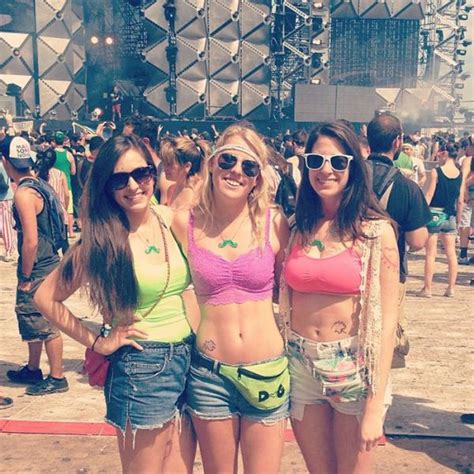 Babes Rocking Out At The Ultra Music Festival Pics Izismile Com