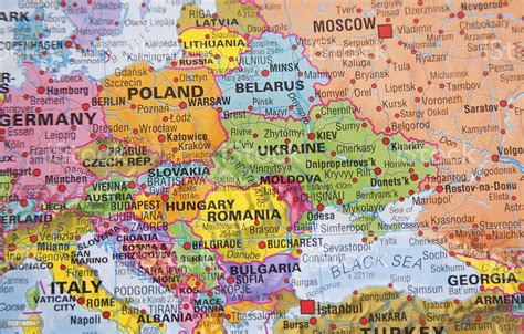 Ucraina mappa fisica carta plastificata ga a0 clear amazon it. Nazioni Mappa Di Russia E Ucraina E Altri Paesi Delleuropa ...
