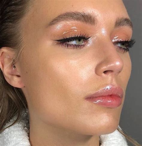 The Wet Look Glossy Long Lasting And Light Weight In 2019 Glossy
