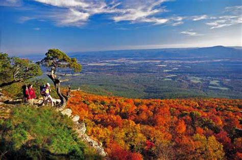 11 Must See Places In Arkansas