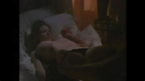 Naked Alexandra Tydings In Red Shoe Diaries 7 Burning Up