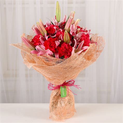 Oriental Lilies Carnations Mixed Bouquet Gift Mixed Lilies And Carnations Bouquet Online