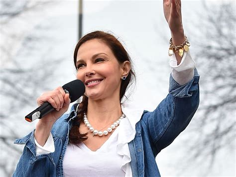 Ashley Judds Birthday Celebration Happybdayto