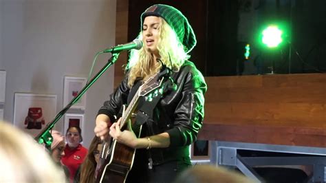 Tori Kelly Unbreakable Smile Live Shot With Sony A Youtube