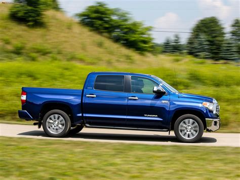 Toyota Tundra Crewmax Limited 2013 Images 2048x1536