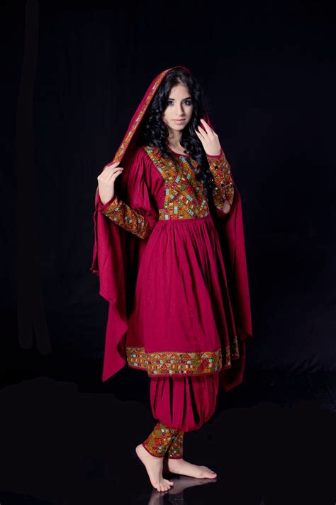 Afghan Traditional Clothes ~ Traditional Afghan Clothes Vary By Regions