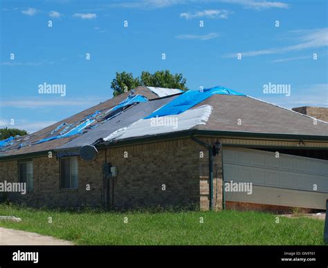 Texas Tornado Damage Hi Res Stock Photography And Images Alamy
