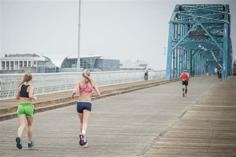Wallpaper Sports Shorts Green Endurance Running Person Walkway