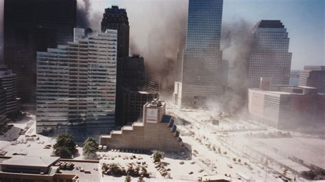 Nur wenige stockwerke über ihr war das flugzeug eingeschlagen. World Trade Center: Fotofund von bisher unveröffentlichten ...
