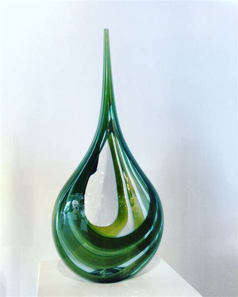 Hand Blown Glass Art Green Teardrop Vase Perfect Edition To Anyones