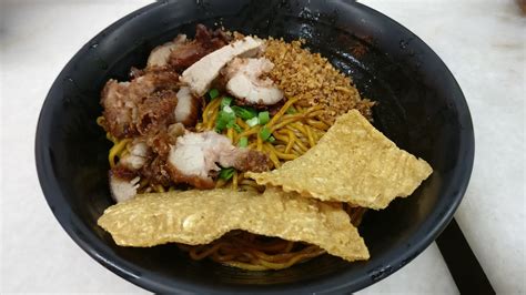 First time i text nl sabrina a month ago she agreed to meet at 8 pm but later said not free. It's About Food!!: Chilli Pan Mee 辣椒板麵 @ Kota Damansara