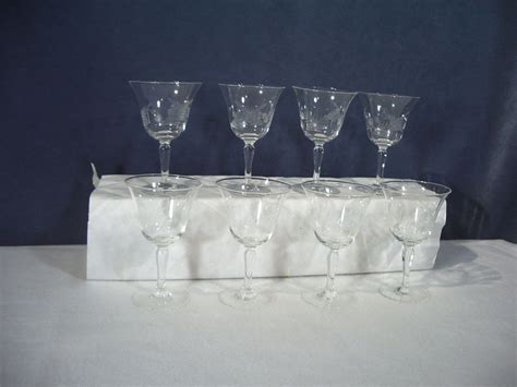 Etched Glass Stemware Aperitif Glasses Set 8 Elegant Leaves Berries Vintage 1940 Glass