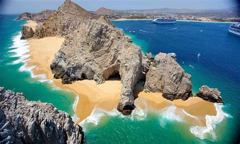 Explore Lovers Beach A Stunningly Beautiful Beach In Cabo San Lucas Mexico Travel Vacation