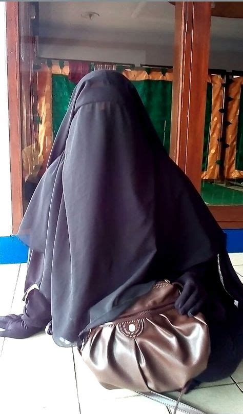 Pin By Moslem World On Veiled Niqab Muslim Women Black Gloves